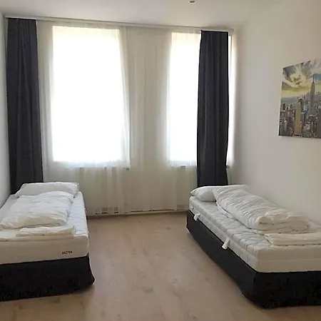 Hostel Dreilinden Gmbh *